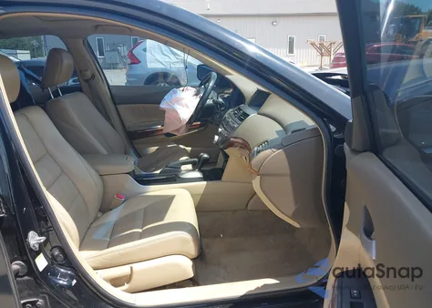 2009 Honda Accord 2.4 Ex-L from USA, damaged, VIN 1HGCP26819A067734